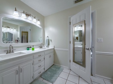 Lake Seminole living at its finest! This beautifully maintained - photo 16