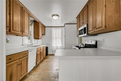7th owner of 210 Watling St., built in 1870, is offering this - photo 21