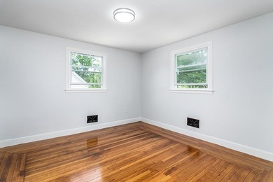 Location. Set on a quiet street in desirable Warwick Neck this - photo 25