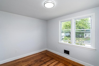 Location. Set on a quiet street in desirable Warwick Neck this - photo 26