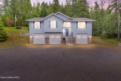 Lake Home For Sale in Coeur d Alene, Idaho