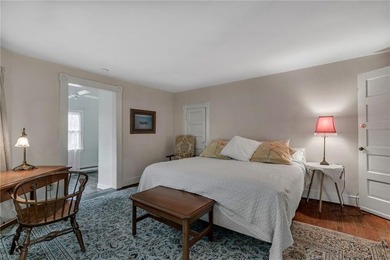 7th owner of 210 Watling St., built in 1870, is offering this - photo 31