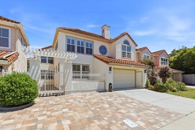 Well-maintained home with a second owner, built in 1992. This - photo 3