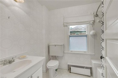 7th owner of 210 Watling St., built in 1870, is offering this - photo 36