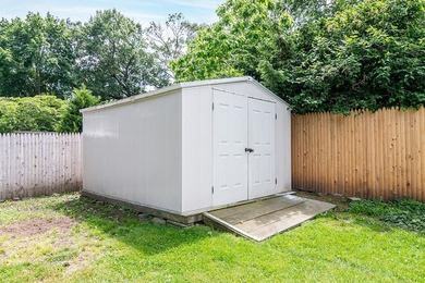 Location. Set on a quiet street in desirable Warwick Neck this - photo 36