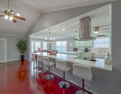 Lake Seminole living at its finest! This beautifully maintained - photo 41