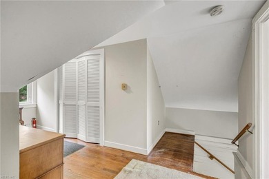 7th owner of 210 Watling St., built in 1870, is offering this - photo 42