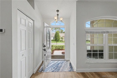 Welcome to your dream home! The entire villa has been tastefully - photo 7