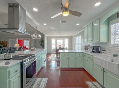 Lake Seminole living at its finest! This beautifully maintained - photo 49