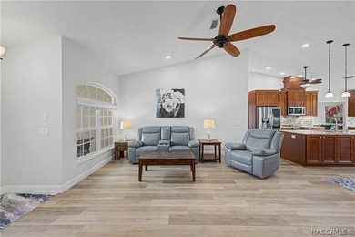 Welcome to your dream home! The entire villa has been tastefully - photo 10