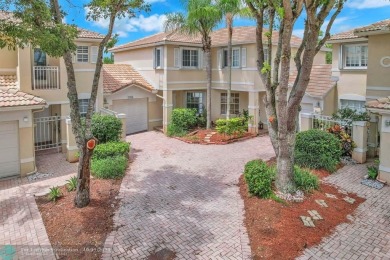 (private lake, pond, creek) Condo For Sale in Pembroke Pines Florida