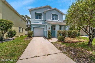 Island living, minutes from 450 years of history! This 3-bedroom - photo 2