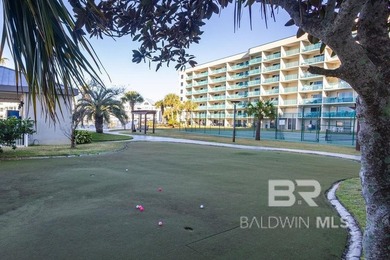 This penthouse condominium offers the perfect blend of vintage - photo 11