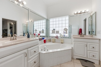 Welcome home to this well-maintained property, ideally located - photo 15