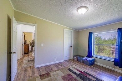 Beautifully maintained three bedroom, two bath home nicely - photo 17