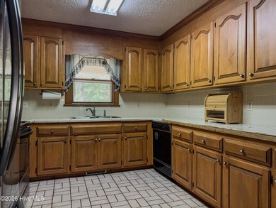 Opportunity with acreage, multiple structures, and income - photo 18