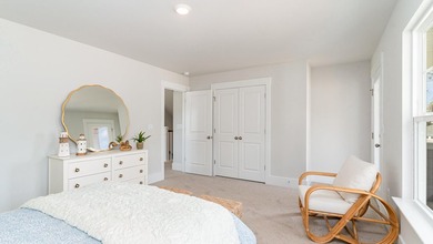 Stunning 4-Bedroom, 3-Bathroom Two-Story Home with Incredible - photo 29