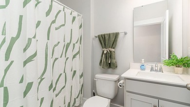 Stunning 4-Bedroom, 3-Bathroom Two-Story Home with Incredible - photo 33