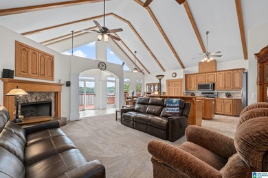 Stunning 4BR, 3BA lakefront retreat on Logan Martin Lake with - photo 5