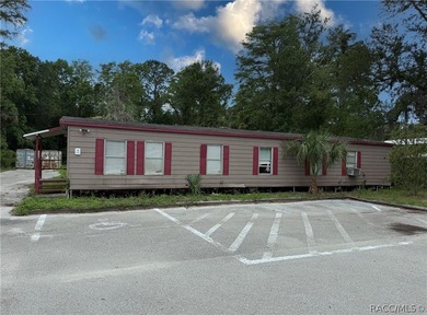 COMMERCIAL PROPERTY! Discover an excellent opportunity in a - photo 4
