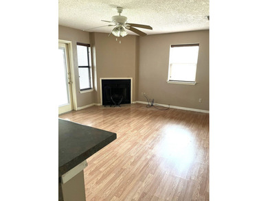 End unit with FULL GARAGE. Lots of huge oak trees and walking - photo 8