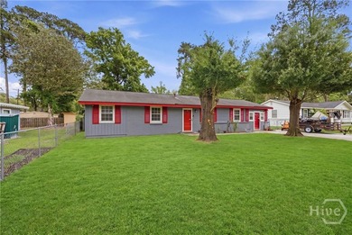 Welcome to this spacious and well-maintained Southside Savannah - photo 2