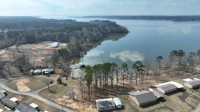 Charming Waterfront Retreat on Toledo Bend Lake! Escape to your - photo 5