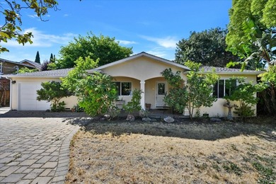 Pride of ownership located in Redwood City, this cozy 2-bedroom - photo 3
