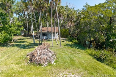 Step into the charm of Old Homosassa with this beautifully - photo 6