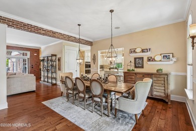 Welcome to prestigious Cranmore Manor where luxury living meets - photo 13