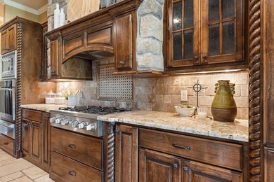 Experience luxury living with no HOA in this exceptional - photo 16