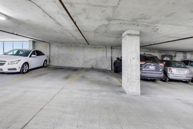 Bright and spacious 2 bed, 2 bath condo with incredible south