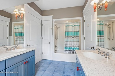 Welcome to prestigious Cranmore Manor where luxury living meets - photo 31