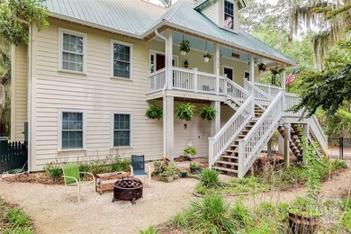 Tucked beneath swaying oaks and draped in coastal charm, 3120 - photo 2