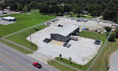 Available: +/-2,500 SF. Lease Rate: $10.50 PSF | Modified Gross - photo 1