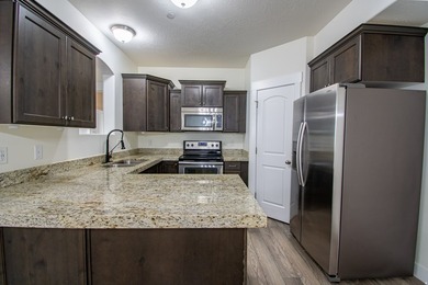 Step into this spacious 3bd 2ba home and be ready to end your - photo 5