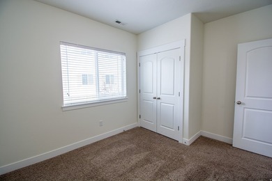 Step into this spacious 3bd 2ba home and be ready to end your - photo 6