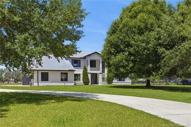 Experience privacy and luxury in one of Palm City's most - photo 7