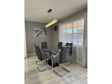 Ouah ! $1 Million view ! Don't miss the opportunity to own your