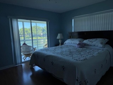 Ouah ! $1 Million view ! Don't miss the opportunity to own your