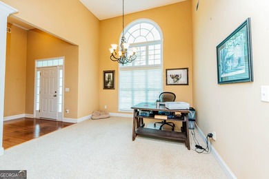 Welcome to your ideal retreat at Lake Sinclair, offering space - photo 3