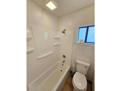 Two homes on one lot. Located in San Jose, the front home is a 3 - photo 5
