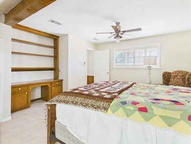 A true sanctuary for both horse lovers & lake enthusiasts, this - photo 36