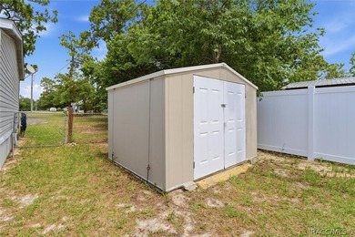 Welcome to this extensively renovated 4-bedroom, 2-bath home - photo 36