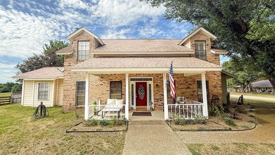 A true sanctuary for both horse lovers & lake enthusiasts, this - photo 39