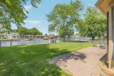 Big boats welcome on this wide, deep canal, with no bridges and - photo 3