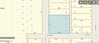Larger corner lot that was originally 3 separate lots in Biloxi - photo 2