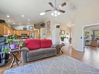 Lots of modern comfort on a large lot is ready to be yours in - photo 6