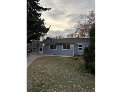 (private lake, pond, creek) Home For Sale in Parachute Colorado