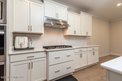 ***PRICE REDUCTION!!!***MOVE-IN READY!!!*** Welcome home to this - photo 12